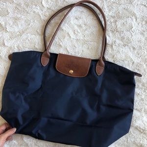 Medium Navy Longchamp